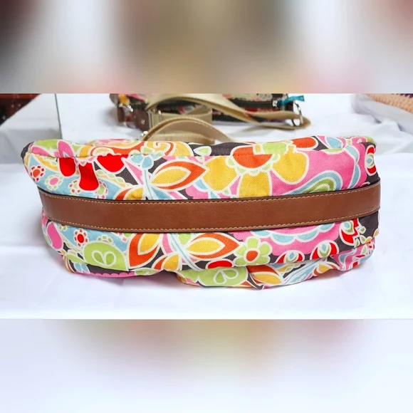 Lily Bloom floral purse - Picture 3 of 4